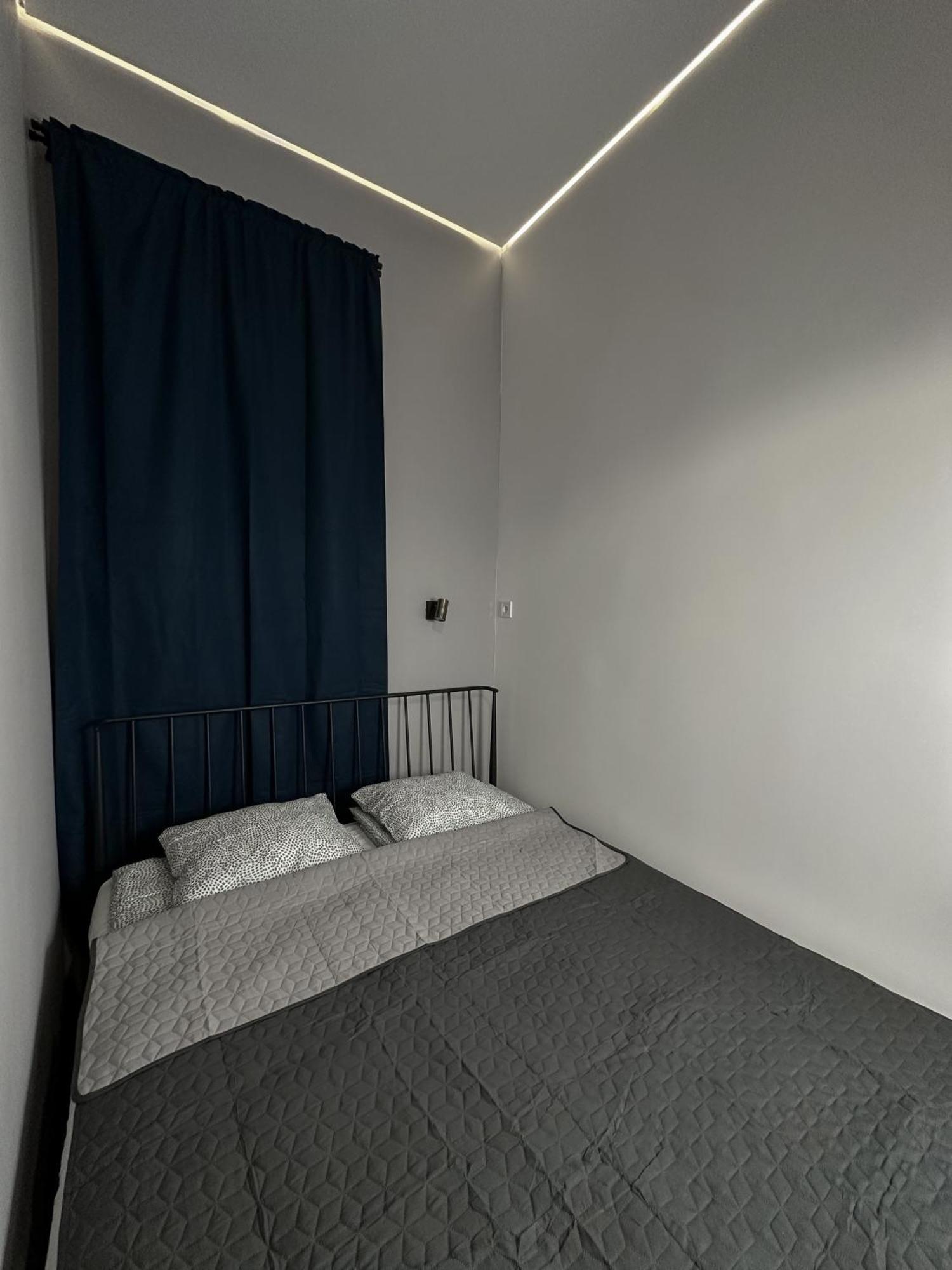 Ya House Aparthotel Budapest Bagian luar foto